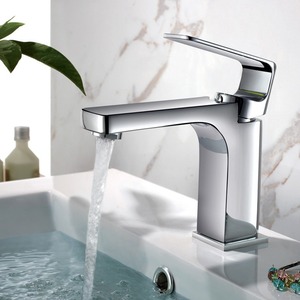 Designed Square Shaped Chrome Sink Faucet For Bathroom